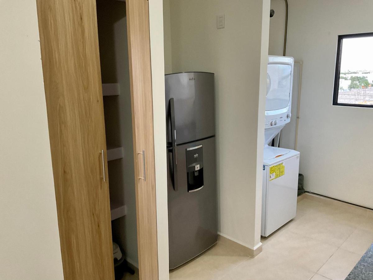 Yellowsub Apartments Канкун Экстерьер фото